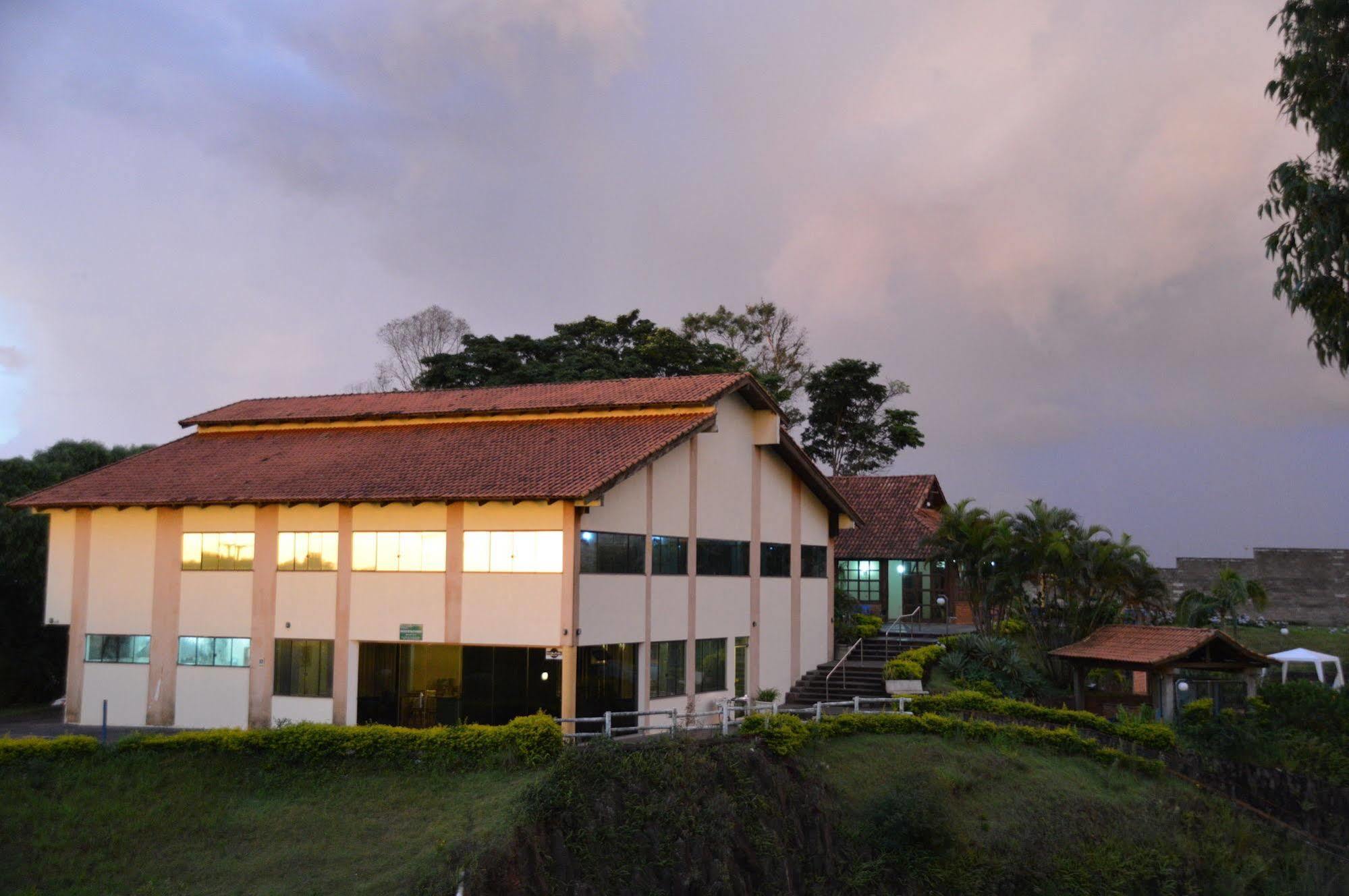 Hotel Lago Das Pedras Apucarana Bagian luar foto