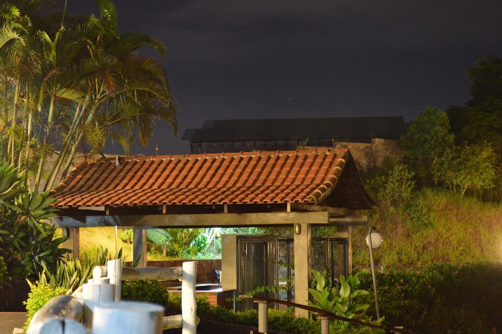 Hotel Lago Das Pedras Apucarana Bagian luar foto